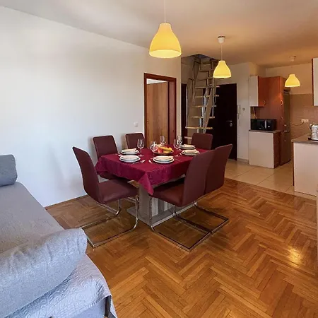 Amazing In With House Sea View Appartement